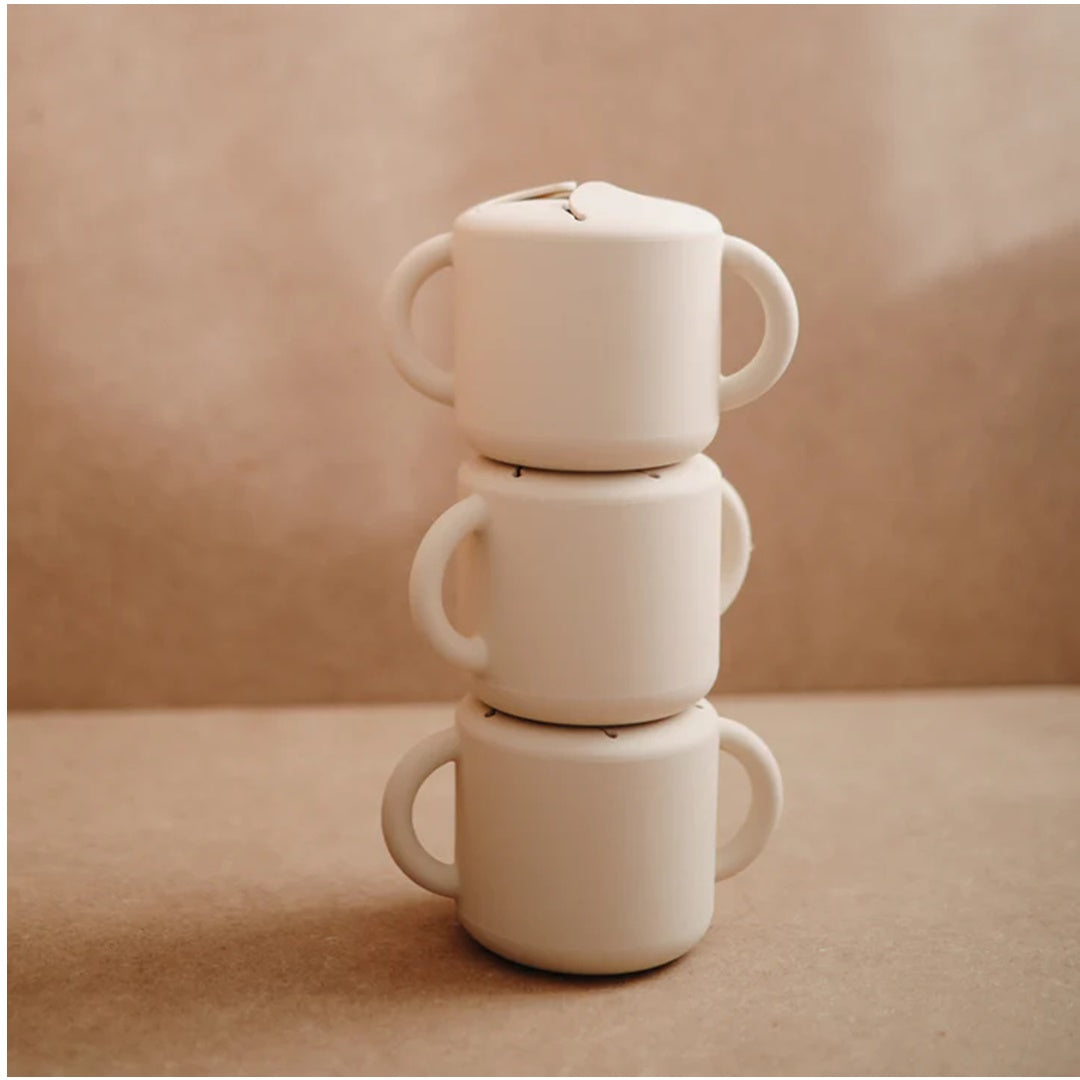 Supports Independent Snacking